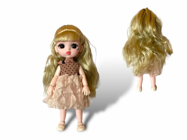 Toy doll with nice outfit and unique style - JELENA Fashion style 24cm long hair