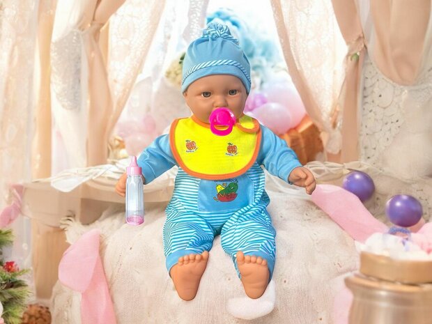 Baby doll sweet with different baby sounds + accessories - 46cm