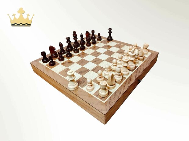 Chessboard - Wooden - 38x38cm - with modern conveniences such as a built-in storage drawer + 2 Extra Queens